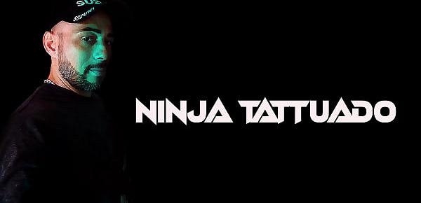  Ninja Tattuado encontrou uma amiga safada na praia do rio de janeiro e gozou na boca da safada